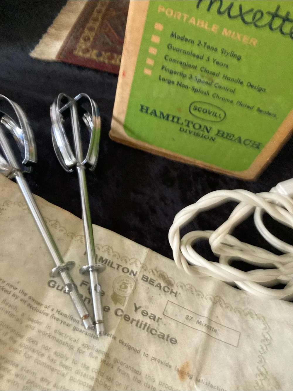 Hamilton Beach Scovill White Hand Mixer Mixette Vintage Works